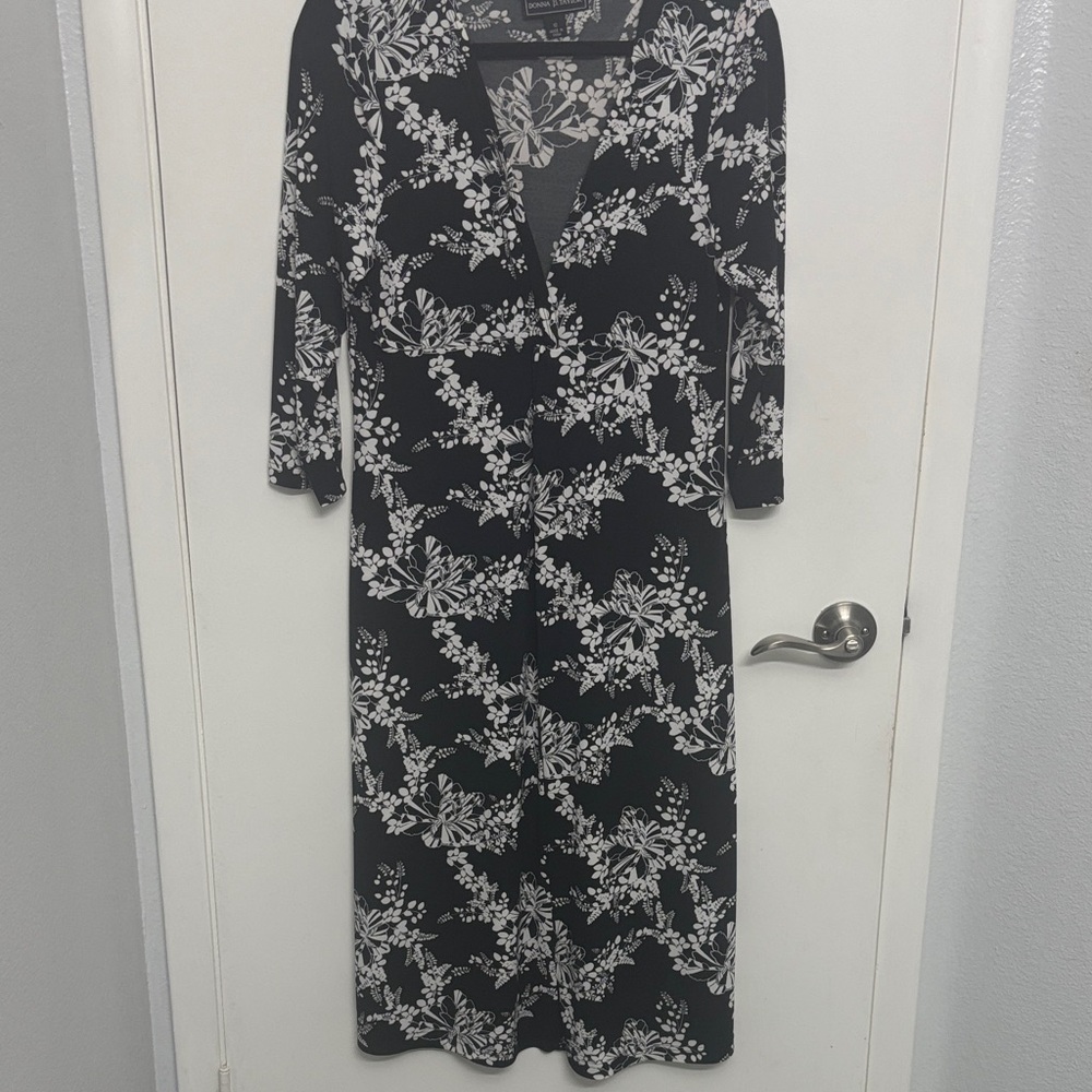 Elegant Floral Long Sleeve Dress